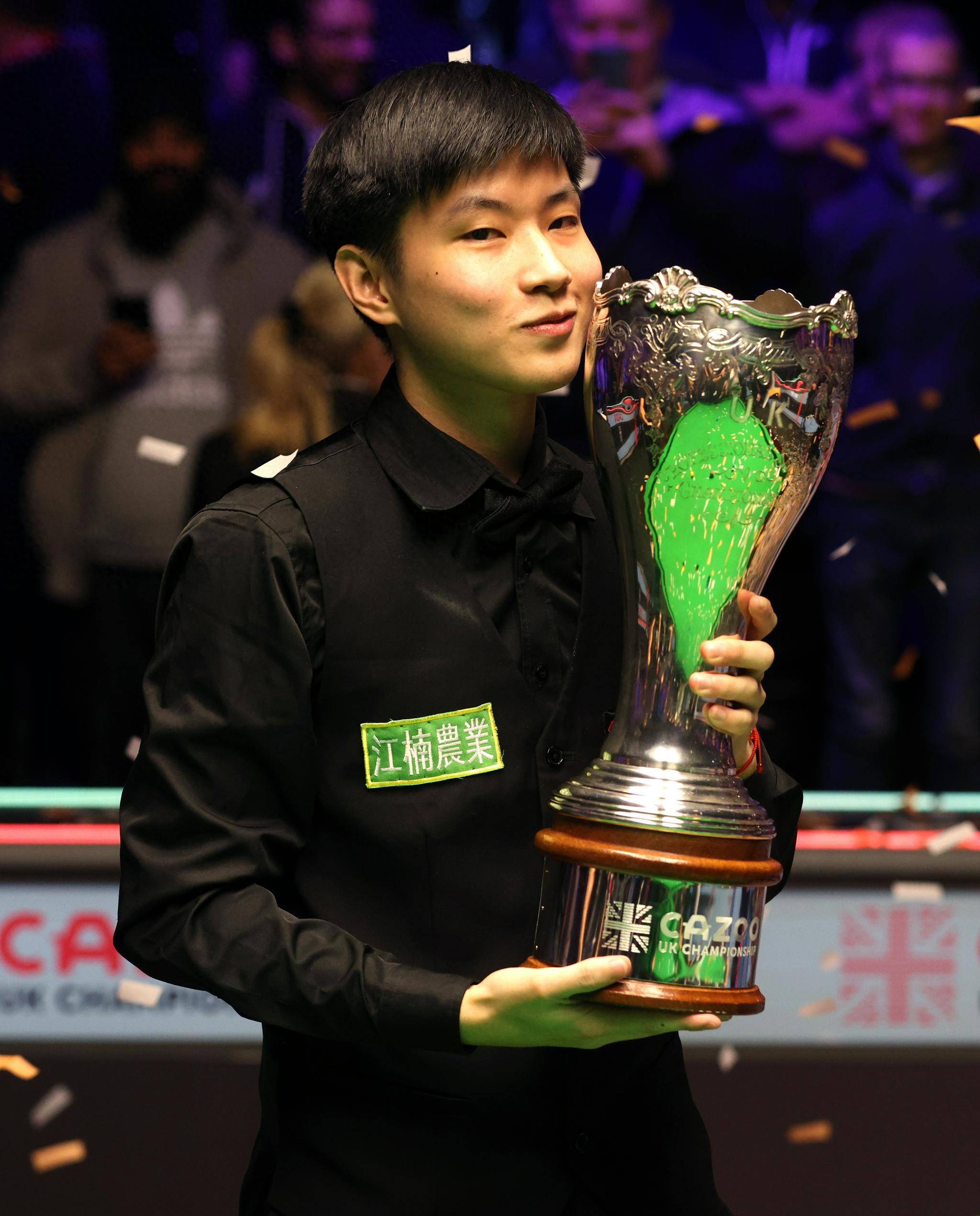 得票率78%，B费当选与莱斯特城一役曼联队内最佳球员.