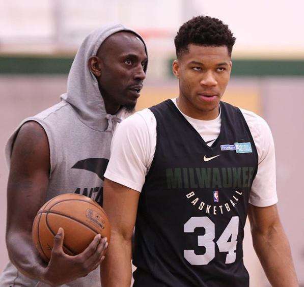 将进攻的重 将进攻的重